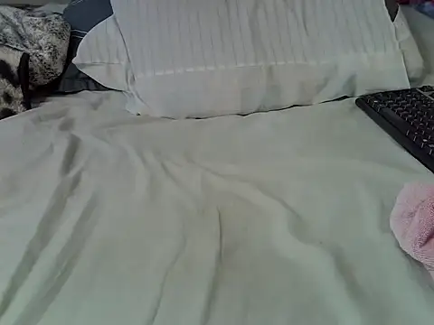 Snapshot of Elbony_ray chatting on 8, 2, 2026 Elbony ray online show from 8, 2, 2026