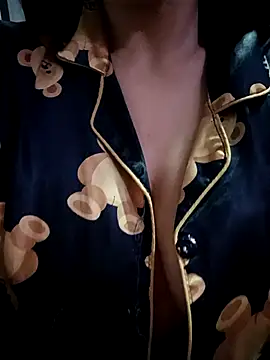 Snapshot of tiffani__love chatting on 23, 2, 2026 tiffani love online show from 23, 2, 2026