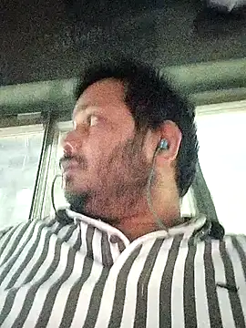 Snapshot of DeepakXxxR86 chatting on 14, 12, 2025 DeepakXxxR86 online show from 14, 12, 2025