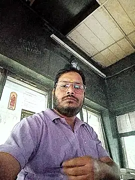 Snapshot of DeepakXxxR86 chatting on 16, 12, 2025 DeepakXxxR86 online show from 16, 12, 2025