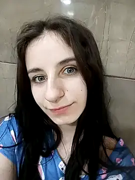 Snapshot of _Nika_Kik chatting on 1, 1, 2025 Nika Kik online show from 1, 1, 2025