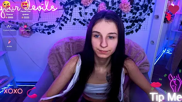 Snapshot of _Nika_Kik chatting on 21, 1, 2025 Nika Kik online show from 21, 1, 2025