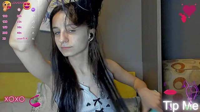 Snapshot of _Nika_Kik chatting on 4, 3, 2025 Nika Kik online show from 4, 3, 2025