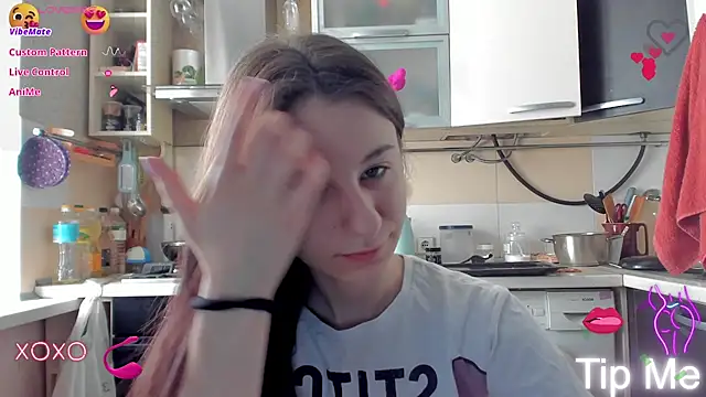 Snapshot of _Nika_Kik chatting on 7, 3, 2025 Nika Kik online show from 7, 3, 2025