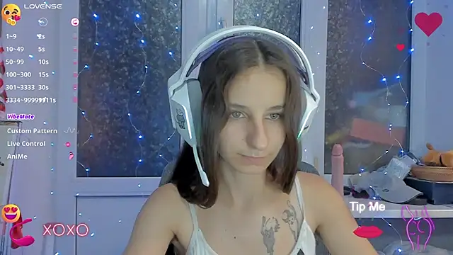 Snapshot of _Nika_Kik chatting on 10, 9, 2025 Nika Kik online show from 10, 9, 2025