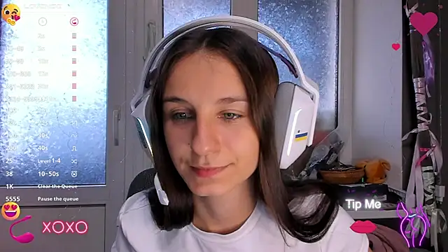 Snapshot of _Nika_Kik chatting on 15, 9, 2025 Nika Kik online show from 15, 9, 2025