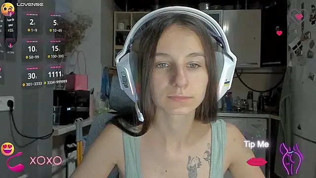 Snapshot of _Nika_Kik chatting on 1, 10, 2025 Nika Kik online show from 1, 10, 2025