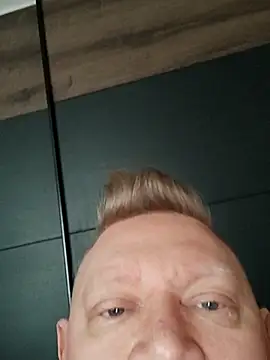 Pol1074 online show from 16, 4, 2026