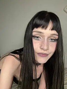 Snapshot of CherryCrystall chatting on 11, 7, 2026 CherryCrystall online show from 11, 7, 2026