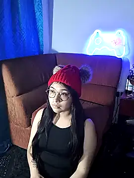 Snapshot of Caroll_Luna chatting on 5, 12, 2024 Caroll Luna online show from 5, 12, 2024