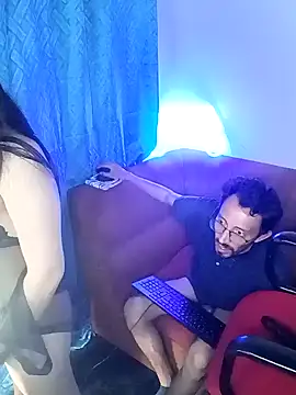 Snapshot of Caroll_Luna chatting on 5, 12, 2024 Caroll Luna online show from 5, 12, 2024