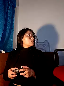 Snapshot of Caroll_Luna chatting on 15, 12, 2024 Caroll Luna online show from 15, 12, 2024