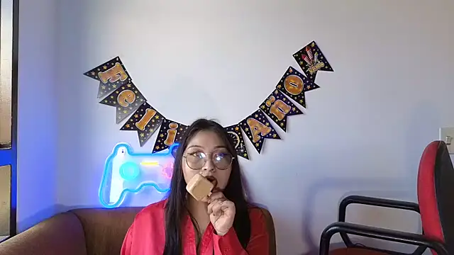 Snapshot of Caroll_Luna chatting on 31, 12, 2024 Caroll Luna online show from 31, 12, 2024