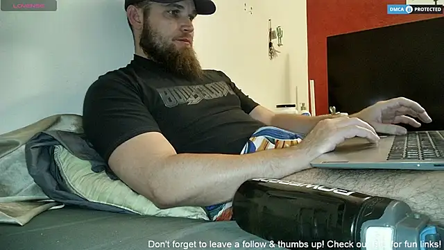 Snapshot of dikdowndaddy chatting on 12, 5, 2026 dikdowndaddy online show from 12, 5, 2026