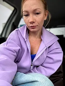 LavenderHot online show from 16, 4, 2026