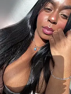 Snapshot of latinababyy chatting on 15, 12, 2024 latinababyy online show from 15, 12, 2024