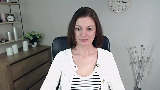 VivianWILD online show from 17, 1, 2025