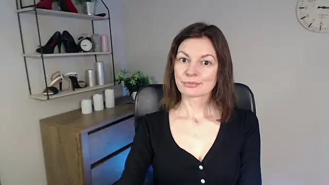 VivianWILD online show from 12, 2, 2025