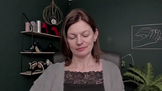 VivianWILD online show from 24, 11, 2025