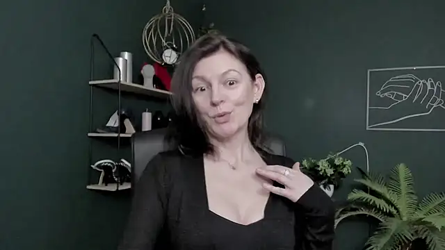 VivianWILD online show from 12, 3, 2026