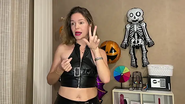 lucie mehott online show from 10, 10, 2025