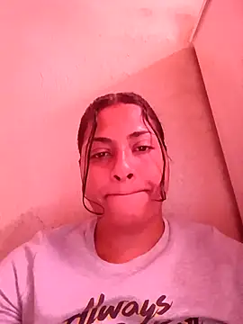 Giselabrunette25 online show from 16, 1, 2026