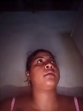 Giselabrunette25 online show from 5, 2, 2026