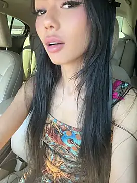 Snapshot of yummyrina chatting on 15, 5, 2026 yummyrina online show from 15, 5, 2026