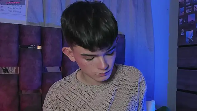 Angelo 018 online show from 5, 2, 2025