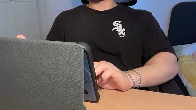 jungcock3210 online show from 21, 11, 2025