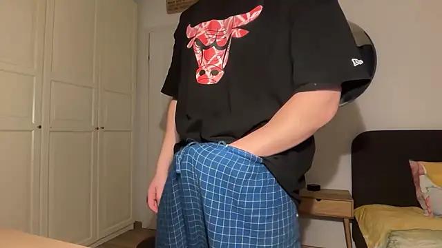 jungcock3210 online show from 18, 1, 2026