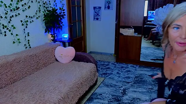 Snapshot of amelia_blondy chatting on 20, 7, 2026 amelia blondy online show from 20, 7, 2026