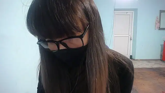 elllaaxx online show from 4, 11, 2025