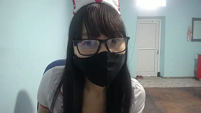 elllaaxx online show from 11, 1, 2026