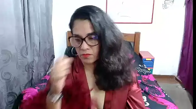 Snapshot of Mistresskloe01 chatting on 26, 12, 2024 Mistresskloe01 online show from 26, 12, 2024