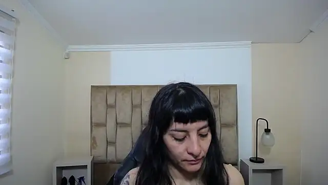 Naughty Kittenm online show from 16, 9, 2025