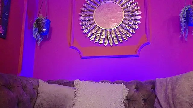 Julieta Russell online show from 17, 1, 2026