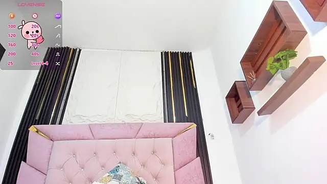 Snapshot of laurem-paulette chatting on 21, 12, 2024 laurem-paulette online show from 21, 12, 2024