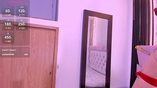 laurem-paulette online show from 16, 12, 2025