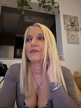 kikkastar online show from 7, 3, 2025