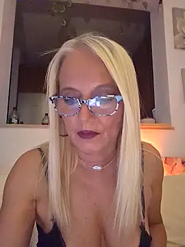 kikkastar online show from 1, 10, 2025