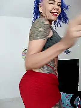Snapshot of freyadevil333 chatting on 2, 10, 2025 freyadevil333 online show from 2, 10, 2025