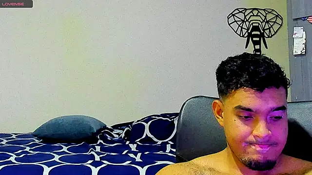 Big furry bear13 online show from 5, 2, 2025