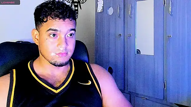 Big furry bear13 online show from 8, 2, 2025