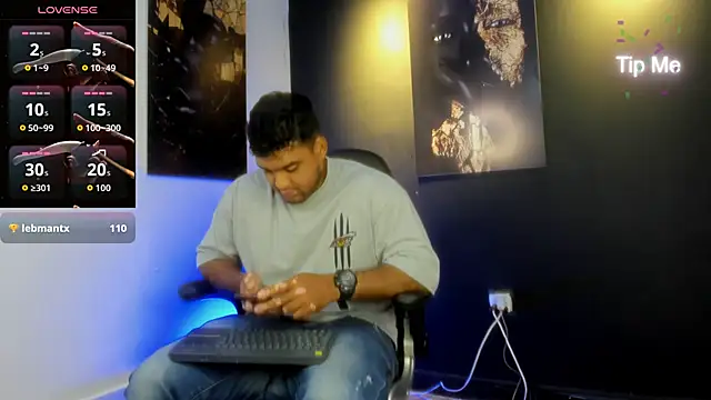 Big furry bear13 online show from 12, 10, 2025