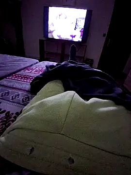 Hunter1523 online show from 6, 11, 2025