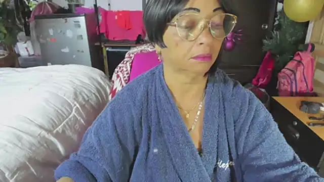 Mrs mommy  online show from 16, 11, 2025