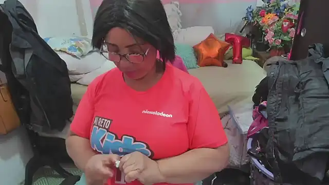 Snapshot of Mrs_mommy_ chatting on 4, 5, 2026 Mrs mommy online show from 4, 5, 2026