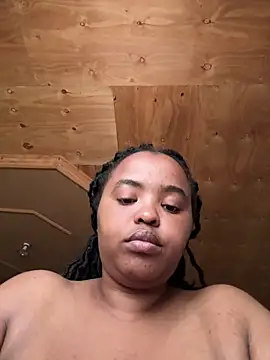 Snapshot of Linahlove chatting on 20, 2, 2025 Linahlove online show from 20, 2, 2025