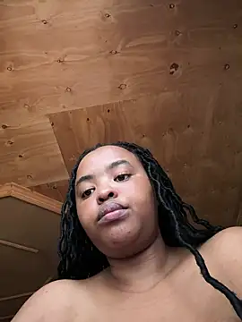 Snapshot of Linahlove chatting on 7, 3, 2025 Linahlove online show from 7, 3, 2025